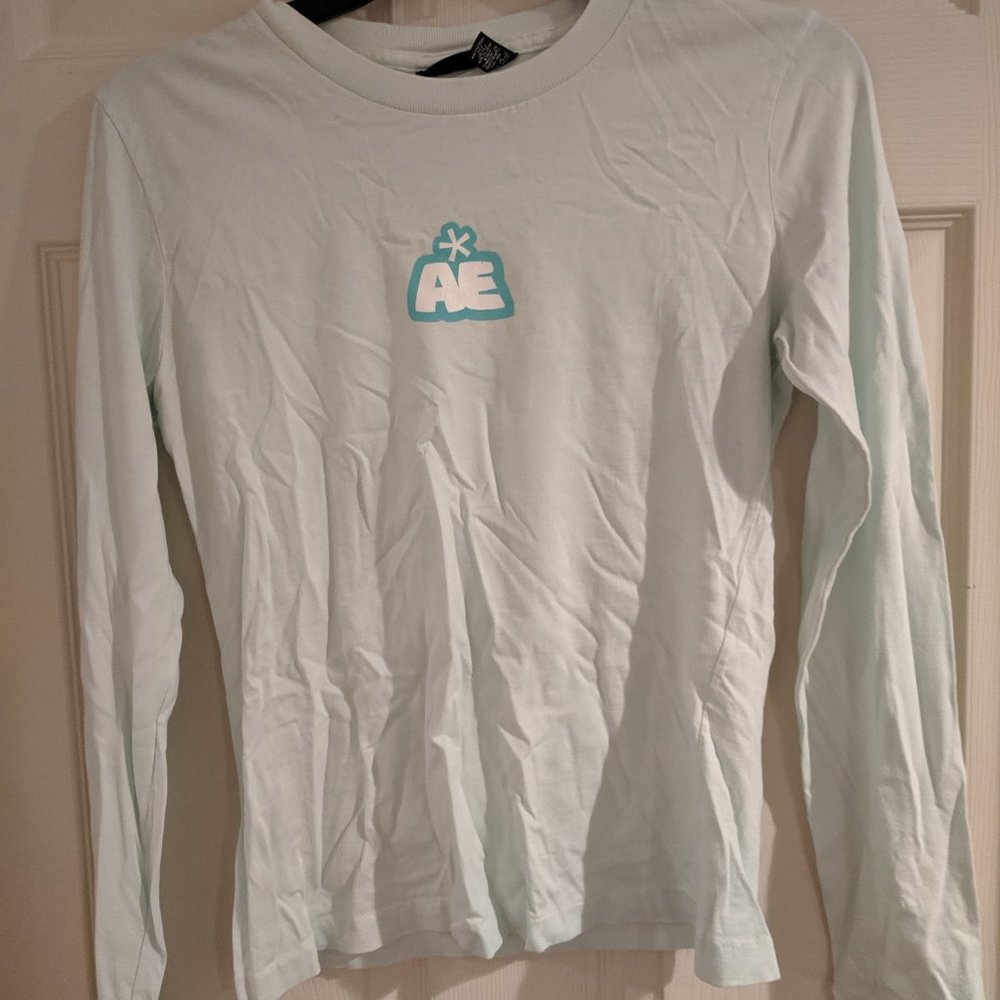 Cute vintage American Eagle Shirt